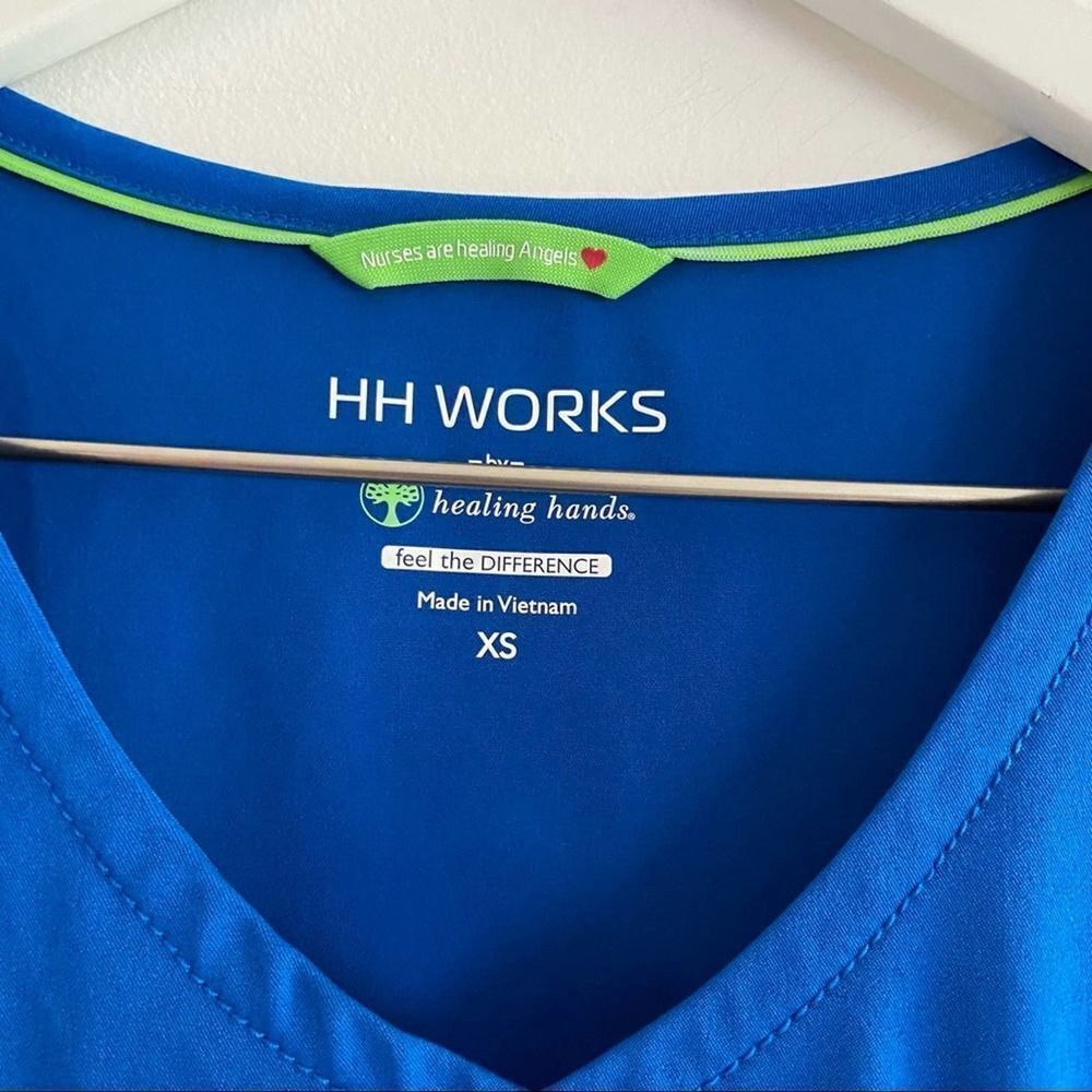 Healing Hands HH Works Blue Scrub Top Size XS - Picture 2 of 5